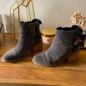 Toms Esme boots gray suede with embroidery detailing